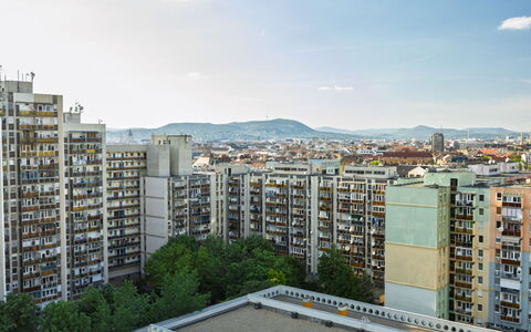 Prater: Edificio, Área Urbana, Tiempo De Día, Pared, Ciudad, Departamento, Barrio Residencial, Área Metropolitana, Arquitectura