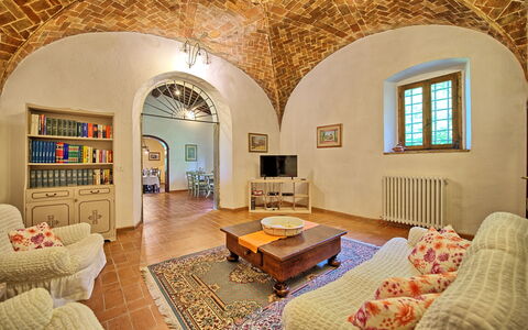 Villa Campogialli: Habitación, Propiedad, Sala, Diseño De Interiores, Edificio, Mueble, Arquitectura, Bienes Raíces, Casa, Techo