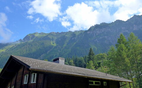 Zur Linde Apt.w: Accidentes Geográficos Montañosas, Montaña, Tierras Altas, Cordillera, Cielo, Hill Station, Paisaje Natural, Alpes, Desierto, Casa