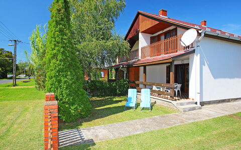 Betula: Propiedad, Casa, Bienes Raíces, Casa, Edificio, Barrio Residencial, Cabaña, Arquitectura, Árbol, El Terreno Del Lote
