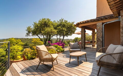 Le Pas de Courtin: Mueble Para Exteriores, Mueble, Porche, Casa, Jardín, Silla, Recurso, Sombra, Eco Hotel