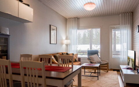 Kerttu: Cabaña, Casa, Casa, Edificios Del Jardín, Vía Muerta, Cuarto De Troncos, Casa De Campo, Inmuebles, Cobertizo, Yarda