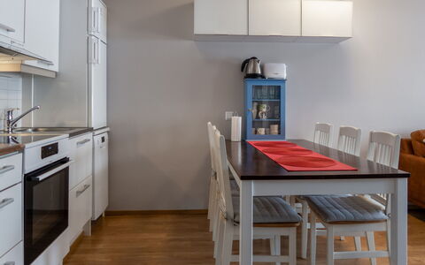 Kerttu: Cabaña, Casa, Casa, Edificios Del Jardín, Vía Muerta, Cuarto De Troncos, Casa De Campo, Inmuebles, Cobertizo, Yarda