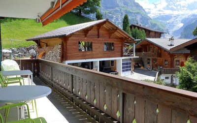 Grindelwald 322: Casa, Propiedad, Edificio, Casa, Techo, Bienes Raíces, Cabaña, Arquitectura, Habitación, Vía Muerta