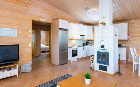 Hot Pool Cottage Iitu: Cocina, Madera, Piso, Diseño De Interiores, Techo, Suelo, Habitación, Mueble, Aparato De Cocina, Mostrador