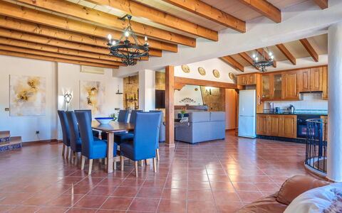 Cas Pec: Propiedad, Madera, Silla, Diseño De Interiores, Arquitectura, Piso, Salón, Suelo, Ocio, Madera Dura