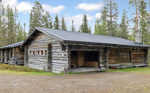 Metsä-Luosto: Cabaña, Casa, Casa, Edificios Del Jardín, Vía Muerta, Cuarto De Troncos, Casa De Campo, Inmuebles, Cobertizo, Yarda
