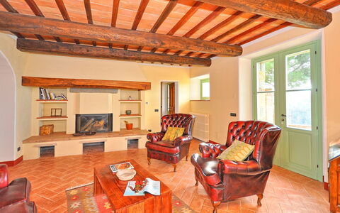 Villa Noceta: Habitación, Propiedad, Sala, Edificio, Techo, Mueble, Casa, Diseño De Interiores, Suelos De Madera, Suelo