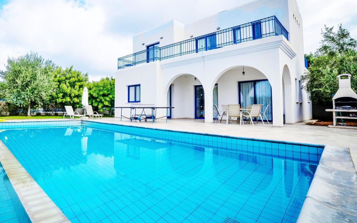 Azzurro Holiday Villas