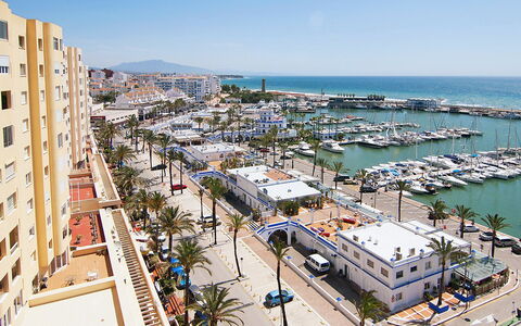 Puerto Paraíso: Cielo, Agua, Edificio, Ventana, Azur, Diseño Urbano, Paisaje, Casa, Condominio