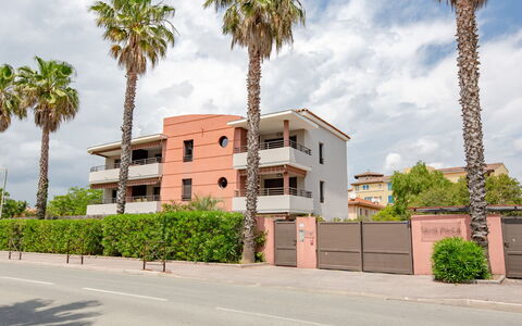Santa Monica: Edificio, Barrio Residencial, Departamento, Fachada, Barrio, Arquitectura, By, Casa, Diseño Urbano, Uso Mixto