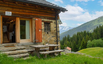 Rustico Vista Adula