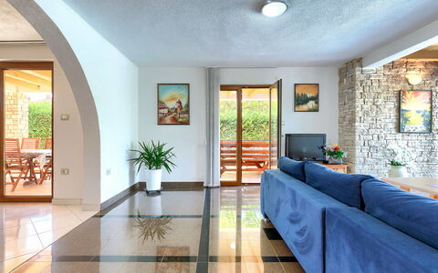 Villa Vittoria: Planta, Planta De Casa, Maceta, Madera, Arquitectura, Diseño De Interiores, Salón, Piso, Sala, Suelo