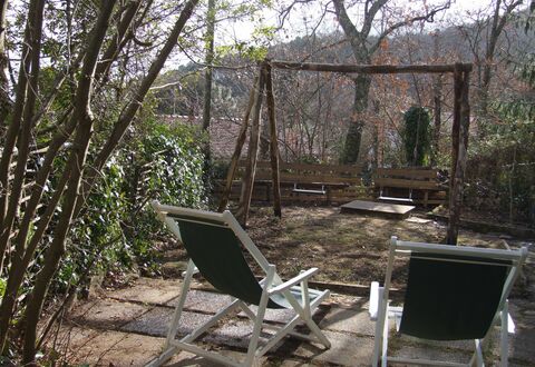 Villa Agrifogli: Árbol, Propiedad, Reserva Natural, Biome, Botánica, Parque Estatal, Silla, Planta, Bosque, Casa